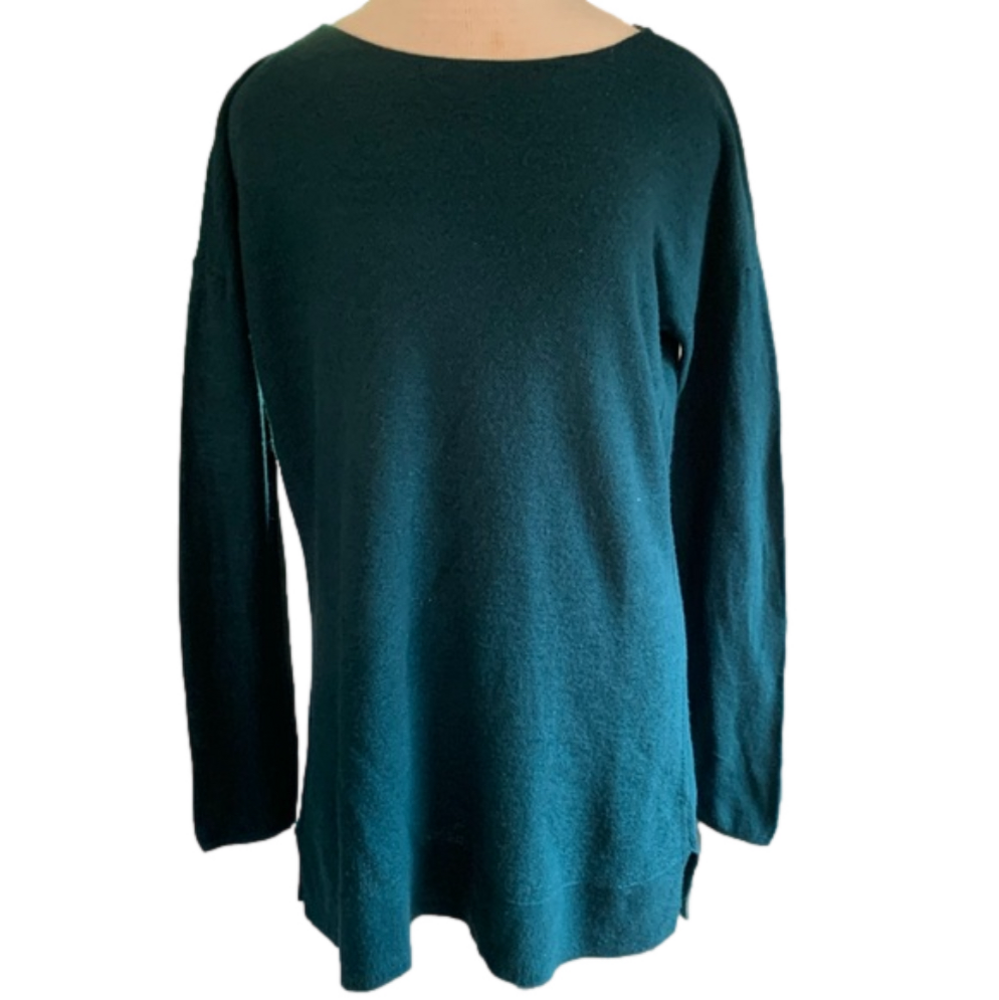 J Jill s M green washable merino wool sweater
